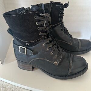 Taos Footwear Black Combat Boots with Buckle Detail